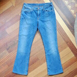 Levi's Demi Curve Light Wash Mid Rise Boot Cut Jeans Size 31